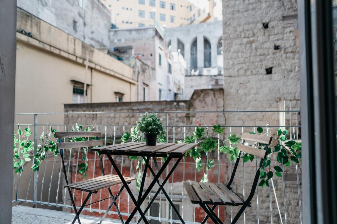 Brombeis Aurea By Casanapoletana - Town Center Apartment Napoli Exterior foto